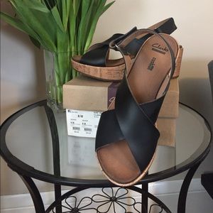 Clarks “Stash” Sandals Black